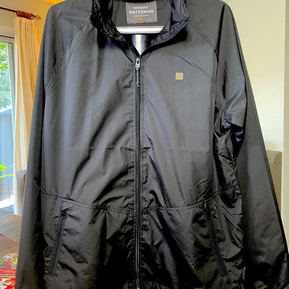 Quicksilver Waterman black windbreaker